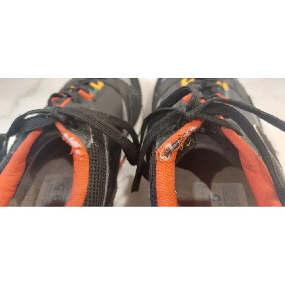 Champion Relay 21 by Finish Line Mens Shoes Size 9.5,‎ Color: Black/Scarlet
